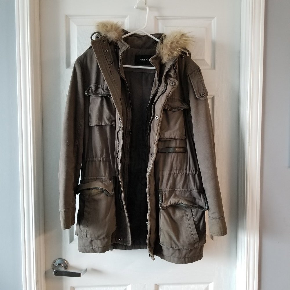 Green Winter / Fall Jacket - Picture 3 of 6